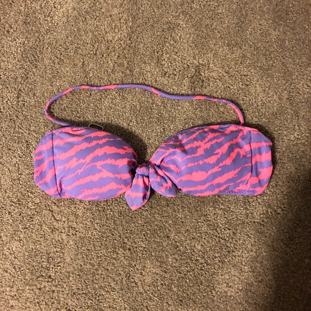 Victoria’s Secret Swim Strapless top SMALL